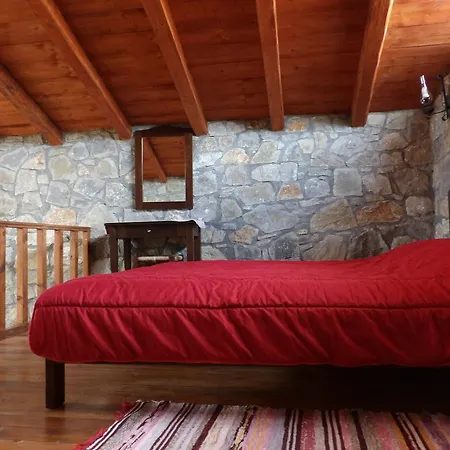 Arodamos Apartment *